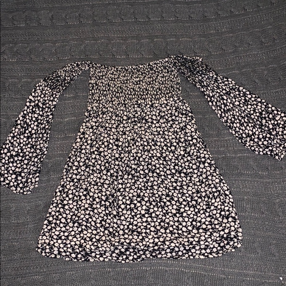 Billabong shoulder dress